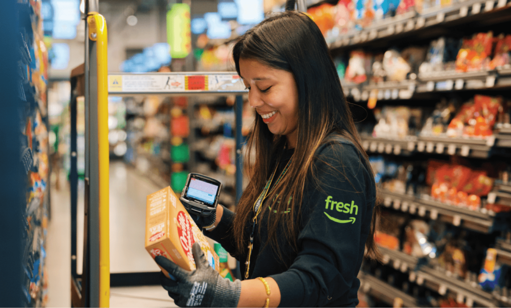 Amazon Work From Home Job Opening for Retail Process Associate – Apply Online Before 12 May 2025. No Experience Required, Freshers Welcome.